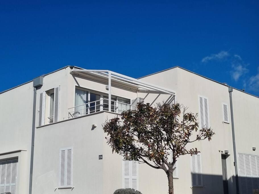 Sunny Sky Punta Skala, See View, 75 M To The Beach بيتريتْشاني المظهر الخارجي الصورة